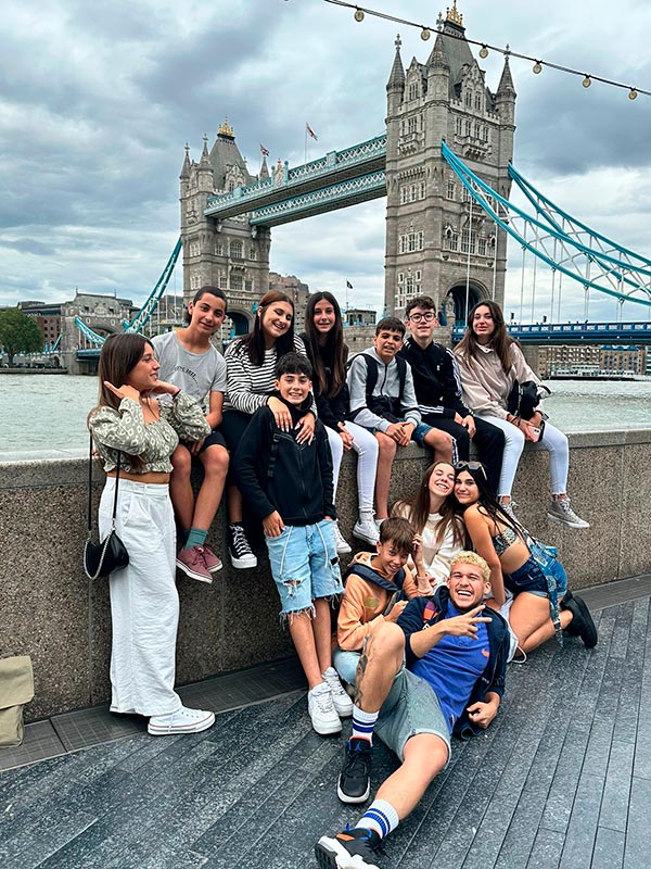 chicos en londres