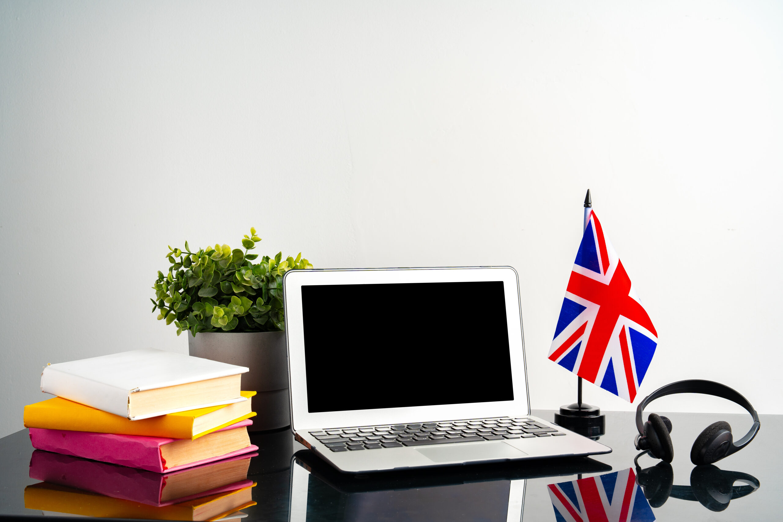 Clases online inglés con profesores especializados, metodología práctica y seguimiento personalizado para aprender desde casa.